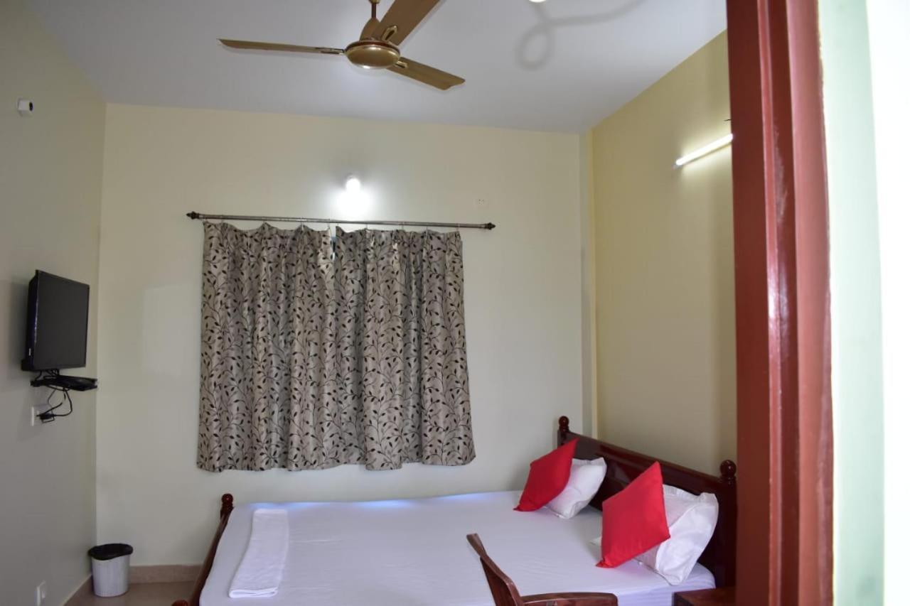 Hotel Lovely Inn ! Puri بوري المظهر الخارجي الصورة