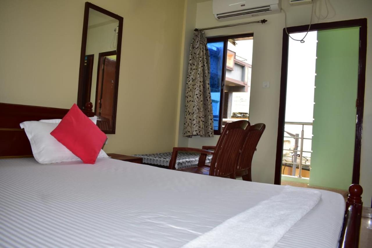 Hotel Lovely Inn ! Puri بوري المظهر الخارجي الصورة